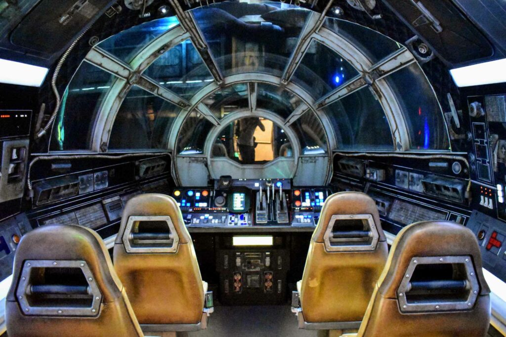 Millennium Falcon Smugglers Run cockpit