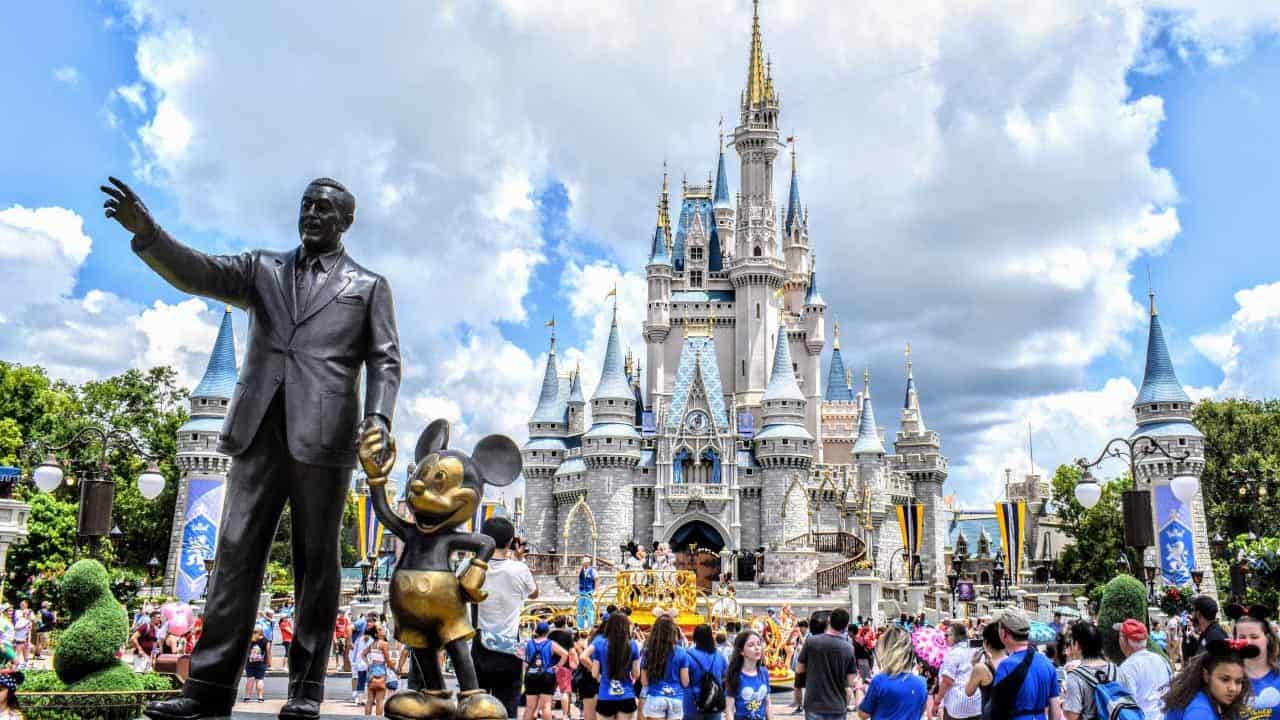 Partners Statue and Cinderella Castle at Magic Kingdom.